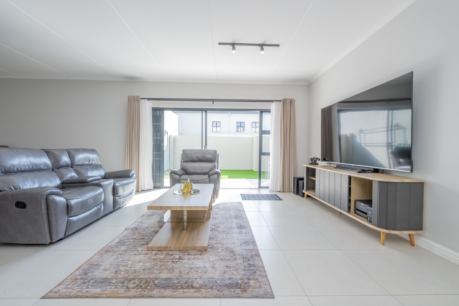 3 Bedroom Property for Sale in Sandown Western Cape